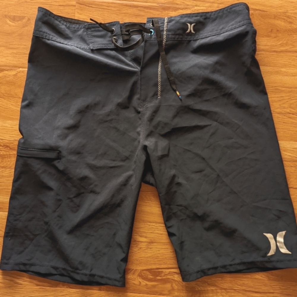 Hurley Phantom Board shorts Trunks (size 30)